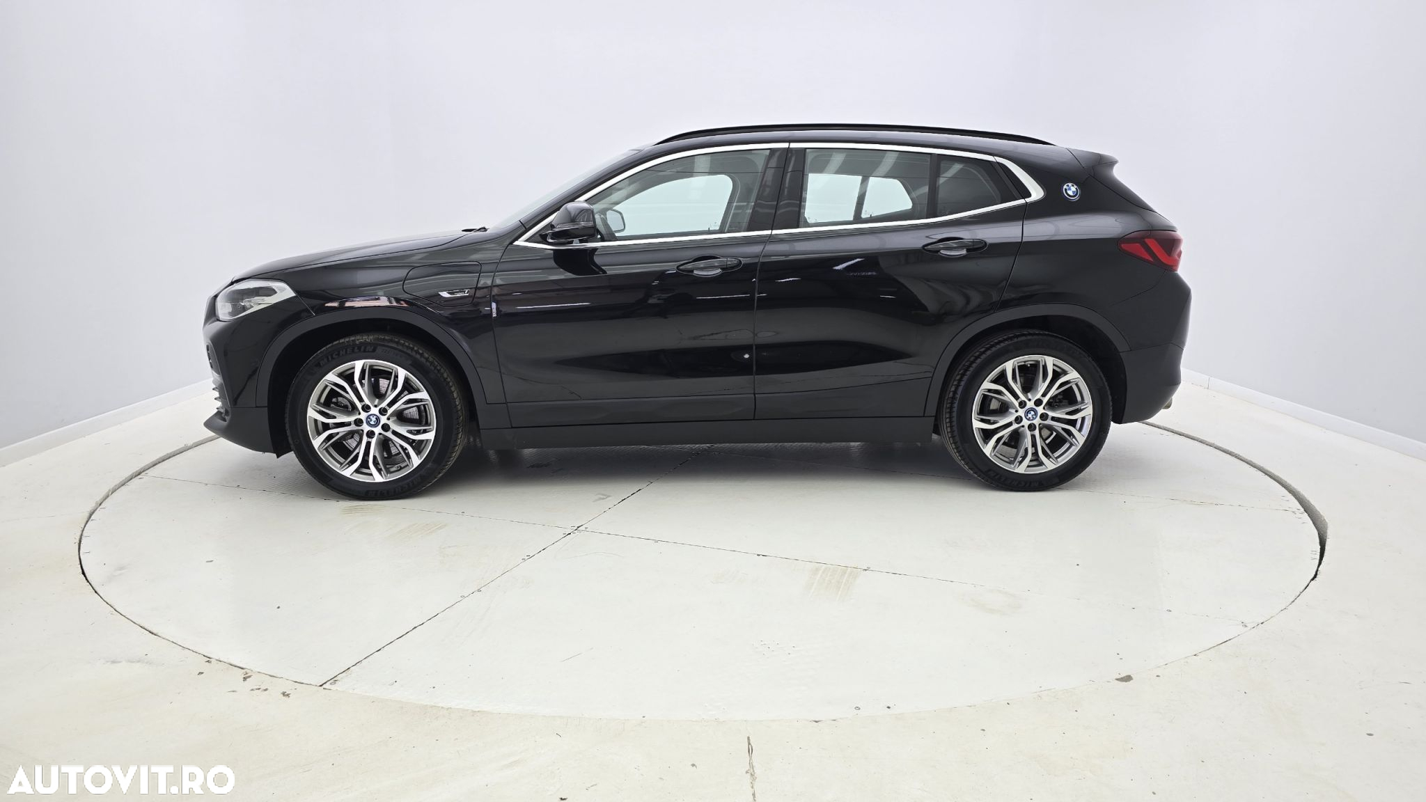 BMW X2 xDrive25e AT PHEV - 9