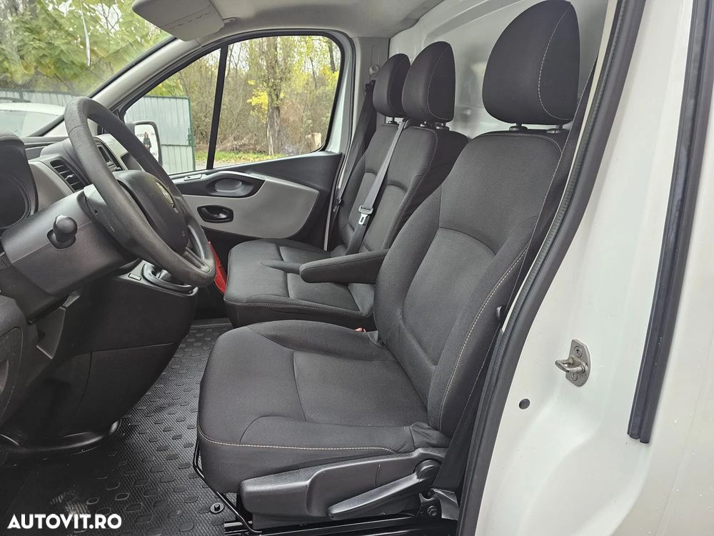 Renault Trafic - 11