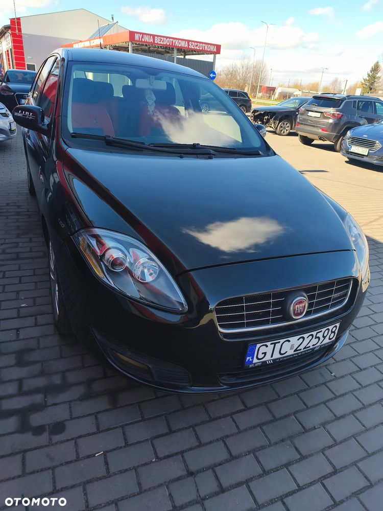 Fiat Croma 1.9 JTD Business - 1