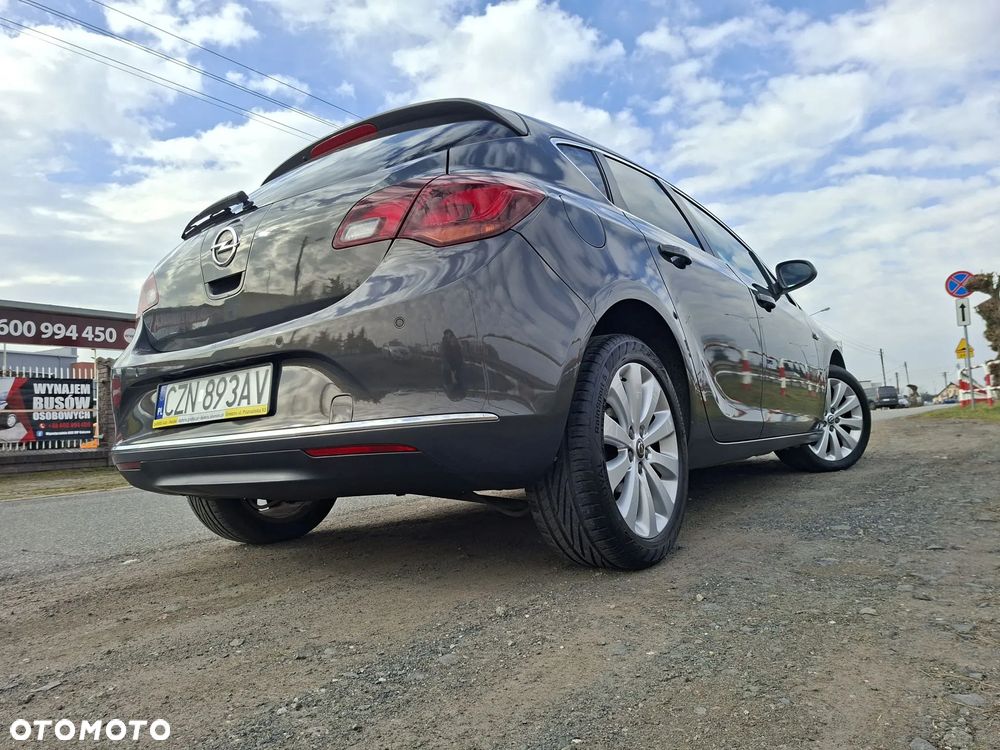 Opel Astra 1.4 Turbo Exklusiv - 13