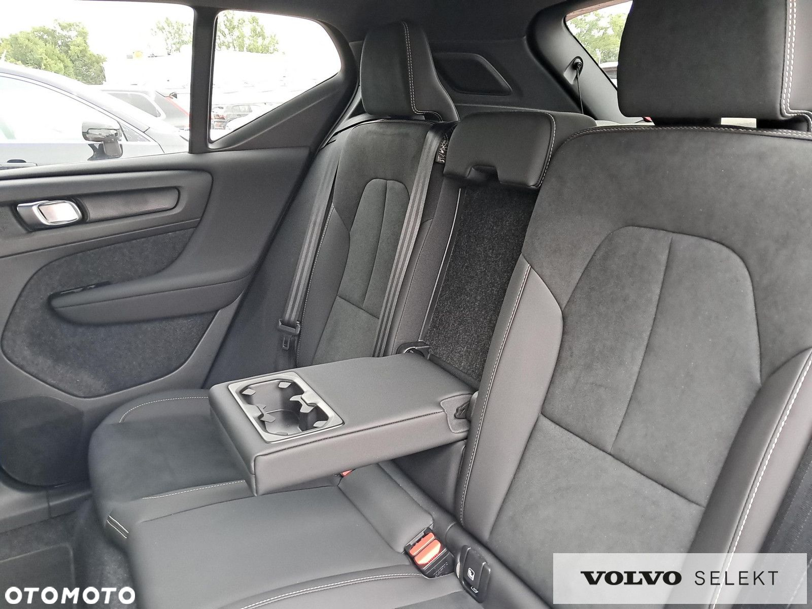 Volvo XC 40 - 18