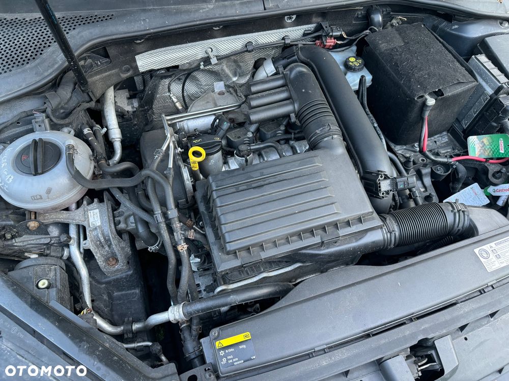 Volkswagen Golf 1.4 TSI BlueMotion Technology Comfortline - 4