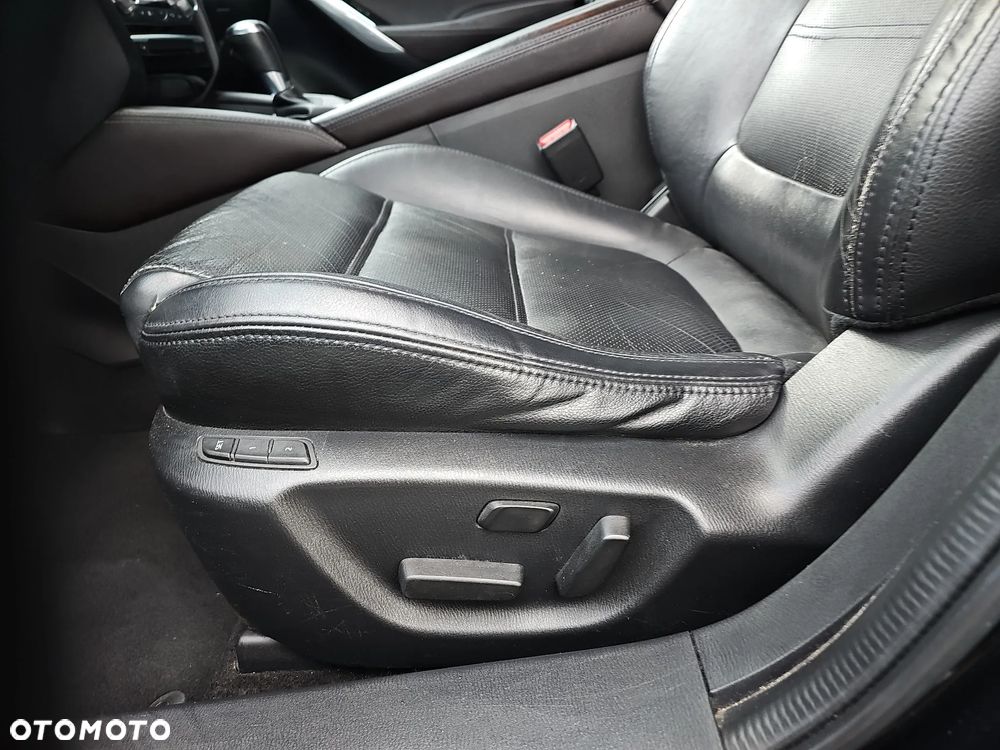 Mazda 6 - 12