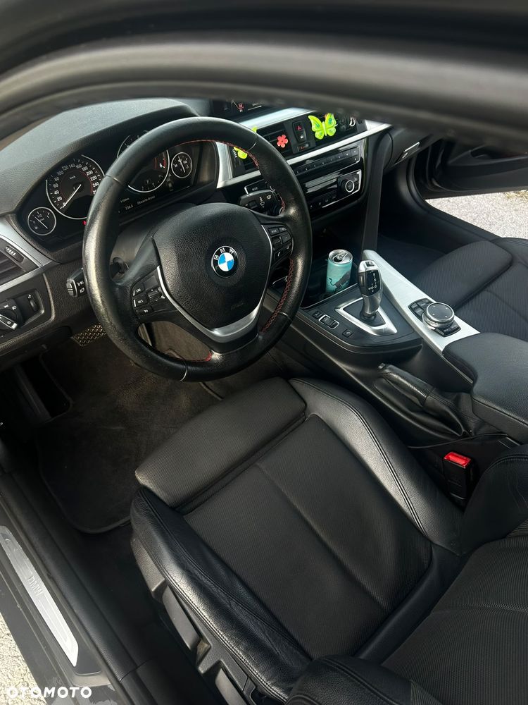 BMW Seria 3 320d xDrive - 18
