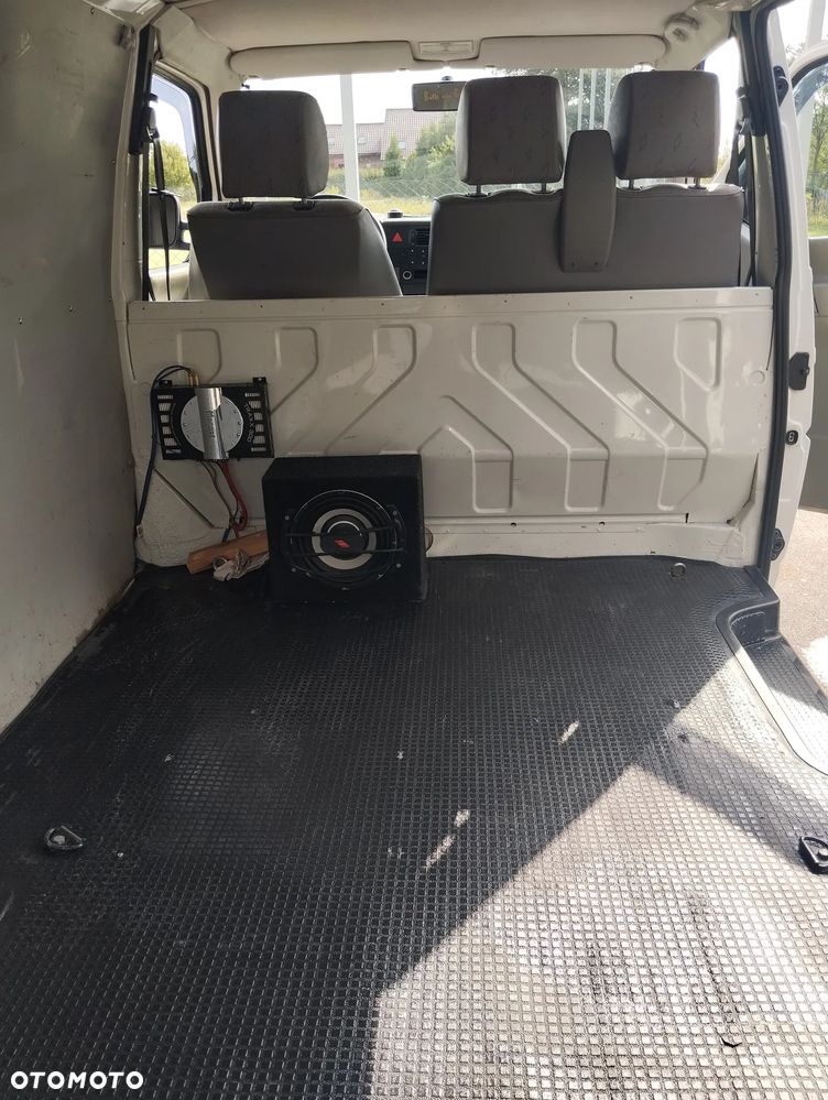Volkswagen transporter - 10