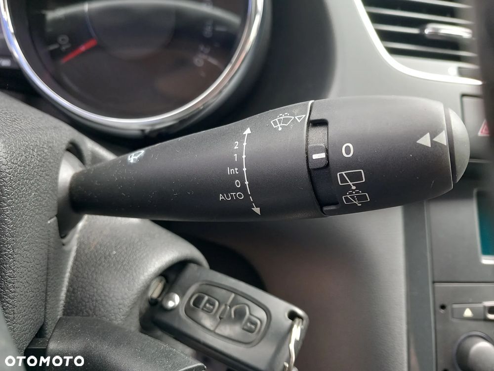 Peugeot 3008 120 VTi Active - 28