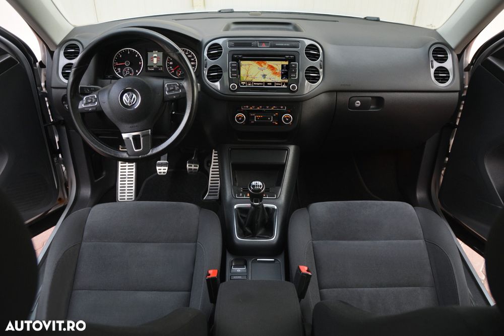 Volkswagen Tiguan 2.0 TDI SCR 4MOTION BlueMotion Technology Sport & Style - 19