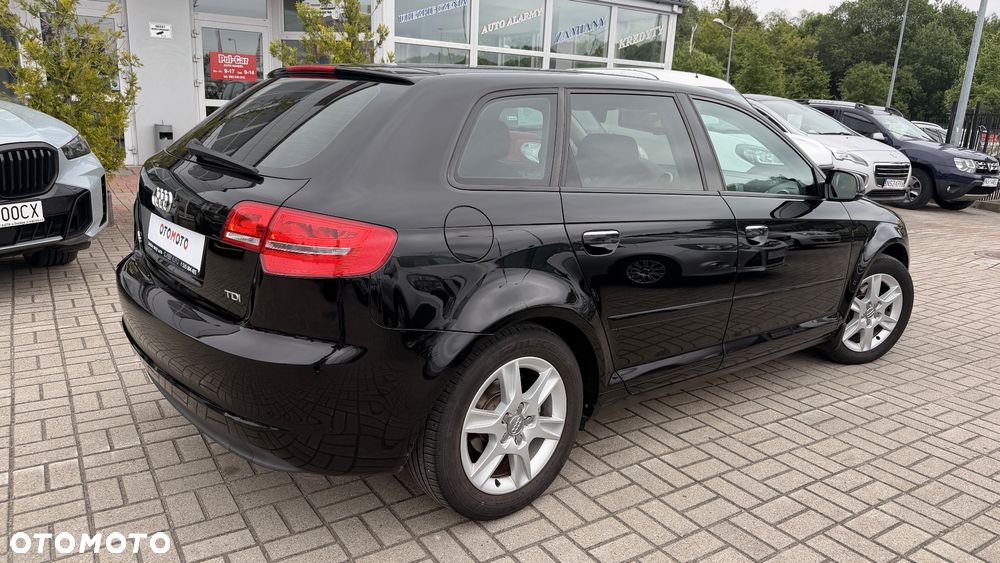 Audi A3 Sportback - 19