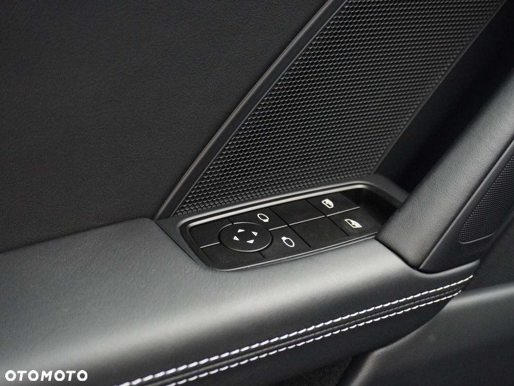 Porsche 911 GT3 Touring PDK - 22