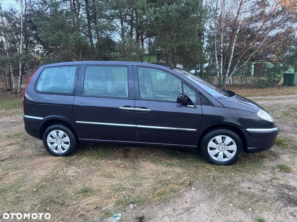 Citroën C8 2.0 16V Confort - 5