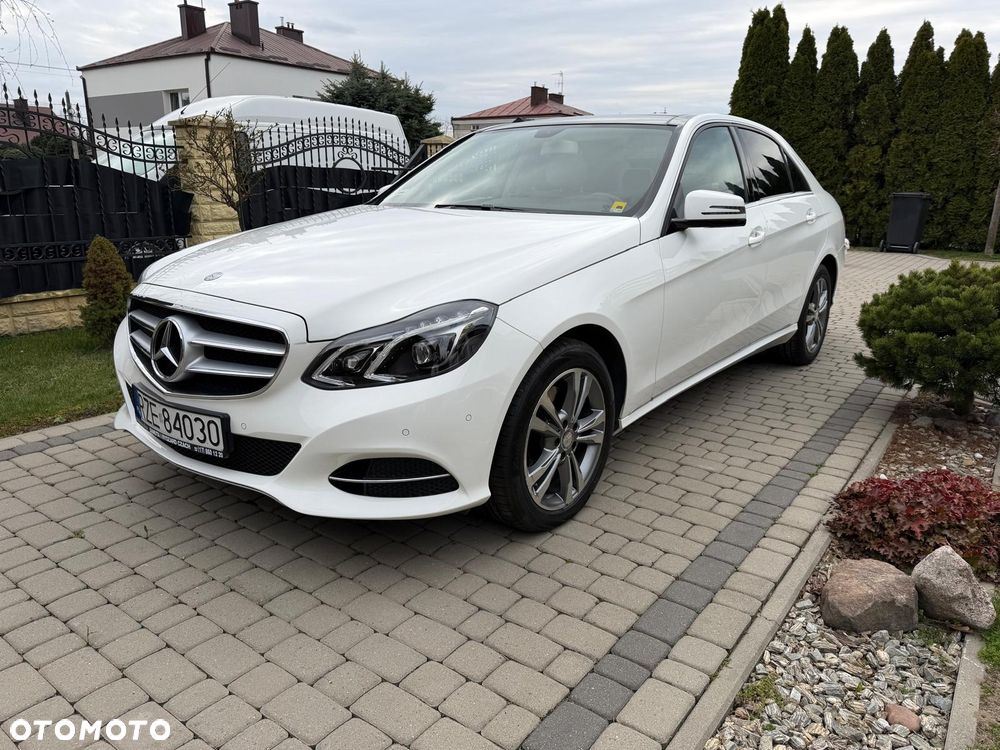 Mercedes-Benz Klasa E 220 BlueTEC 4-Matic Classic - 1