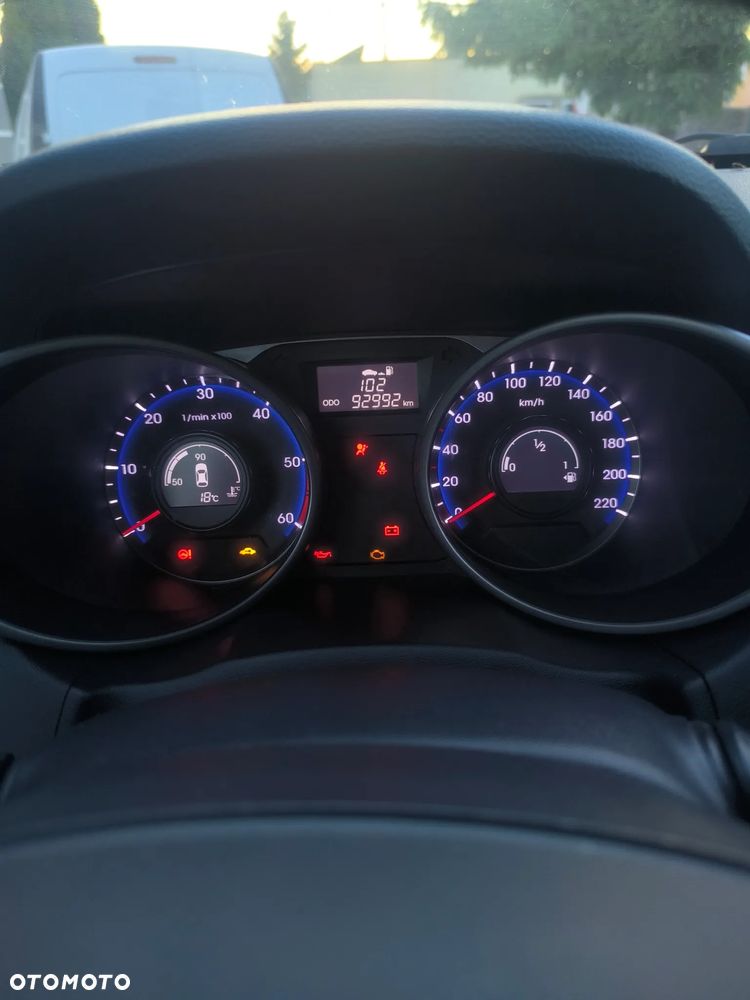 Hyundai ix35 1.7 CRDi Premium 2WD - 19