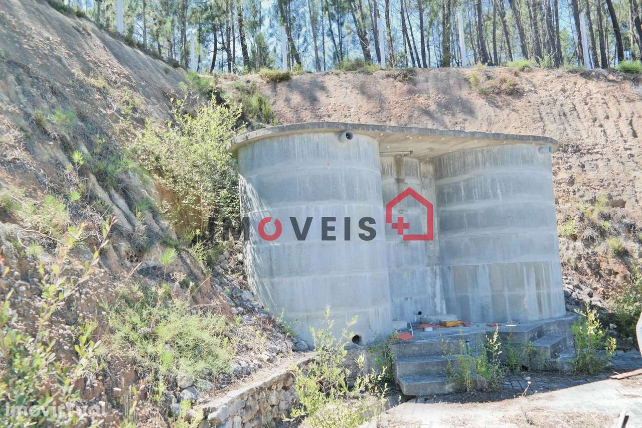 Terreno com licença para Indústria - Grande imagem: 2/6