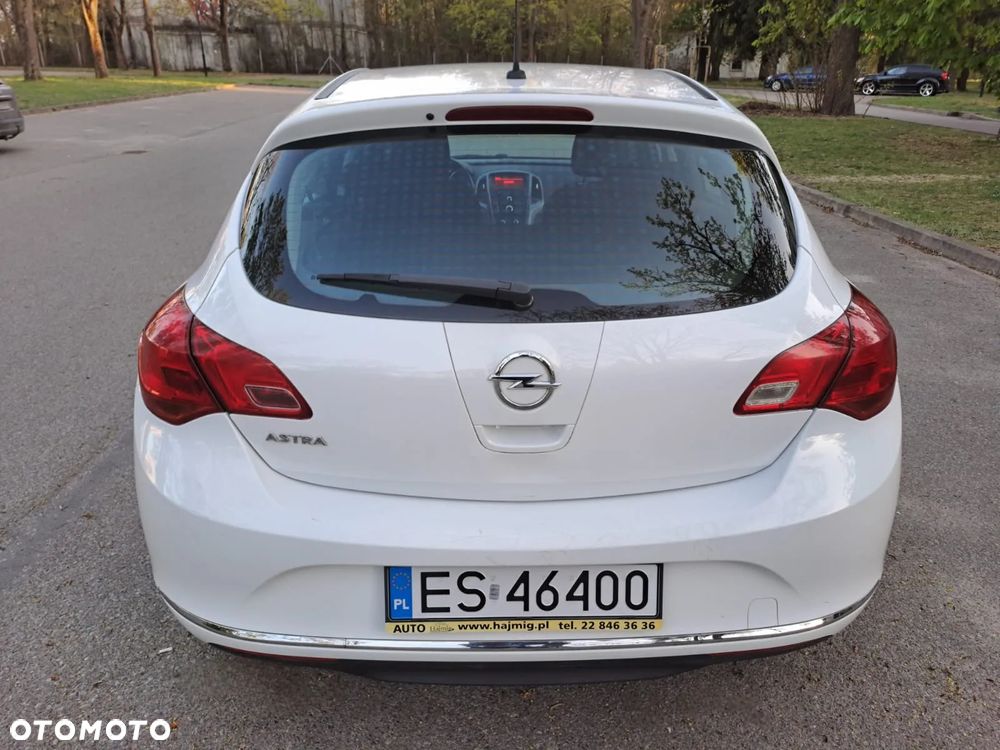Opel Astra 1.6 Enjoy - 2