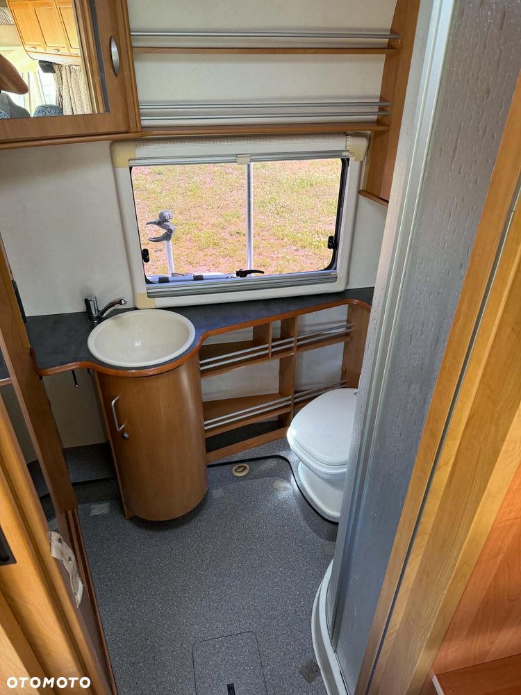 Fiat Hymer B 564 - 12
