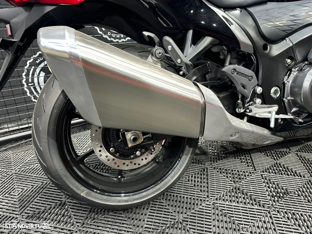 Suzuki Hayabusa - 3