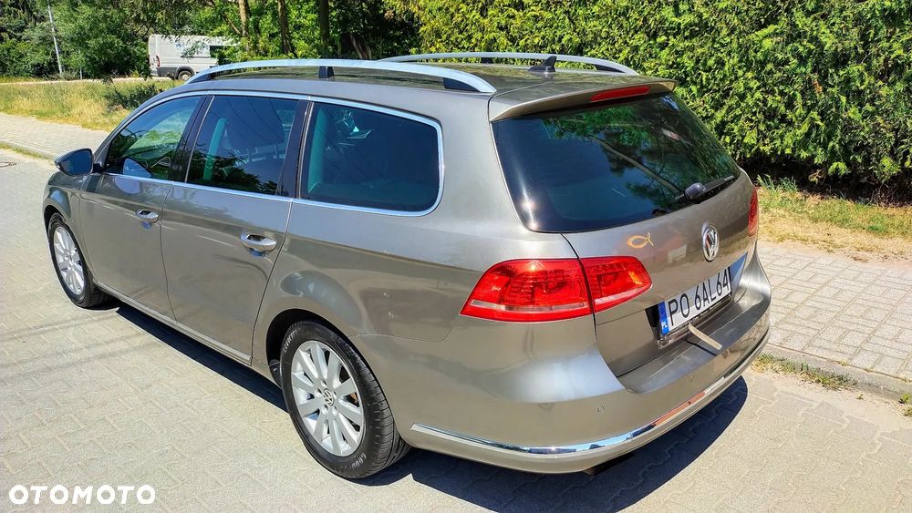 Volkswagen Passat - 15