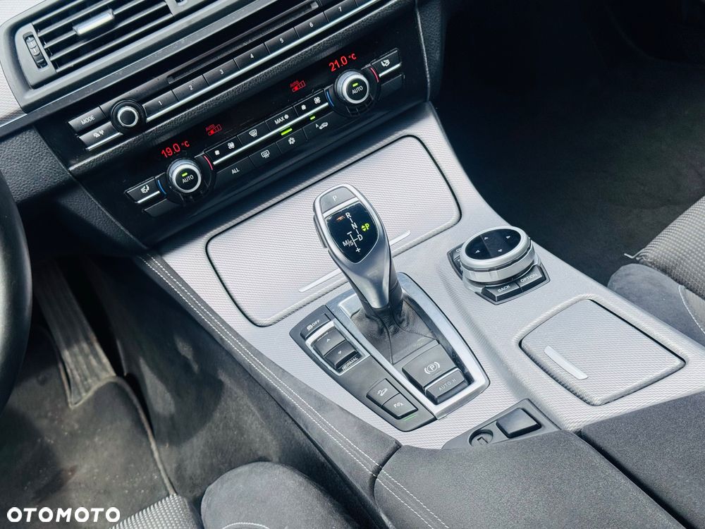 BMW Seria 5 530d xDrive - 35