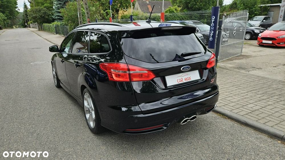 Ford Focus 2.0 EcoBoost ST mit Leder-Sport-Paket - 13