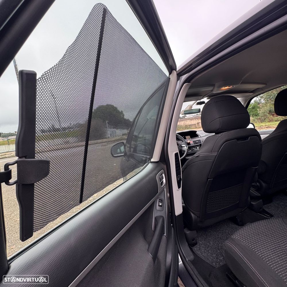 Citroën C4 Picasso 1.6 e-HDi FAP EGS6 Exclusive - 24