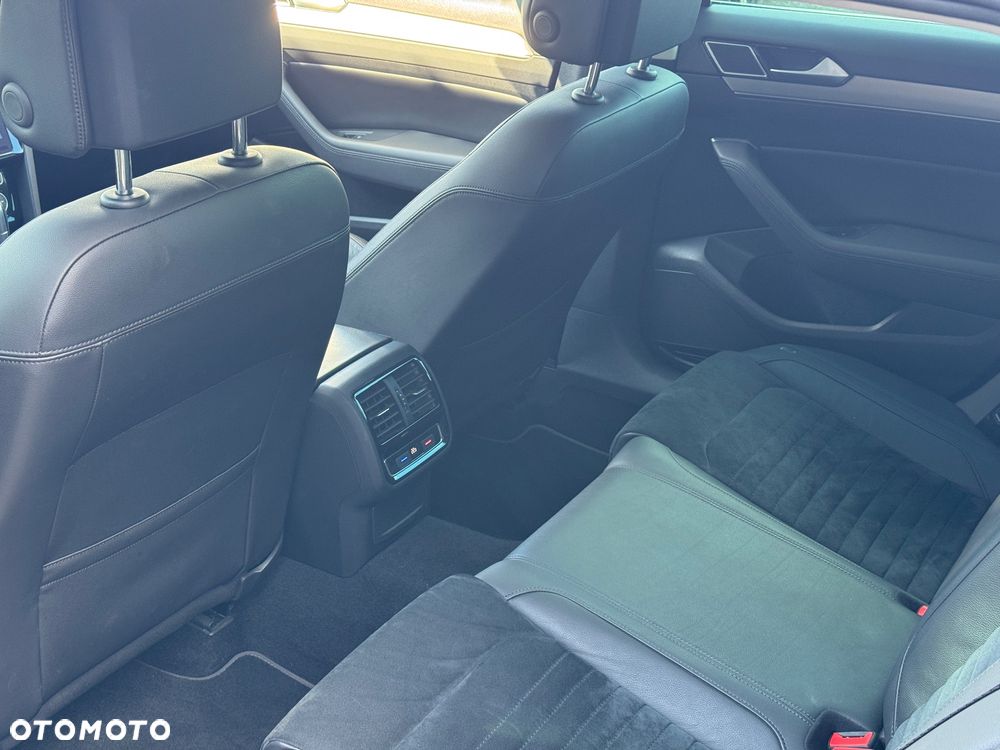 Volkswagen Passat 2.0 TDI SCR (BlueMotion Tech) 4Mot DSG Comfortline - 10