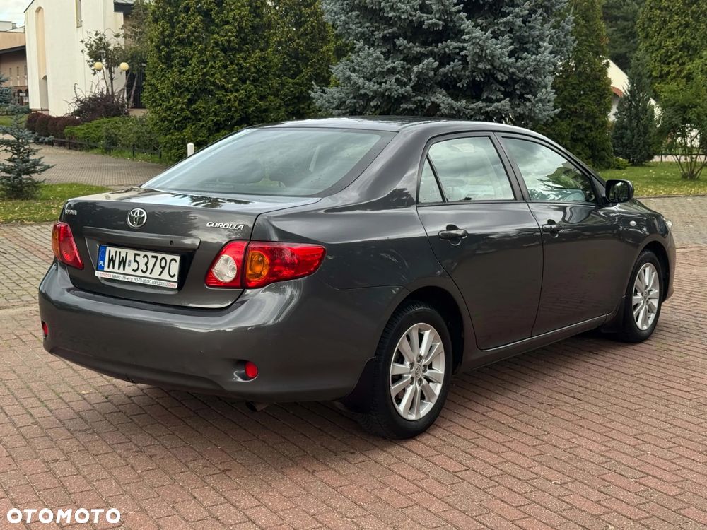 Toyota Corolla 1.6 VVT-i Premium - 6