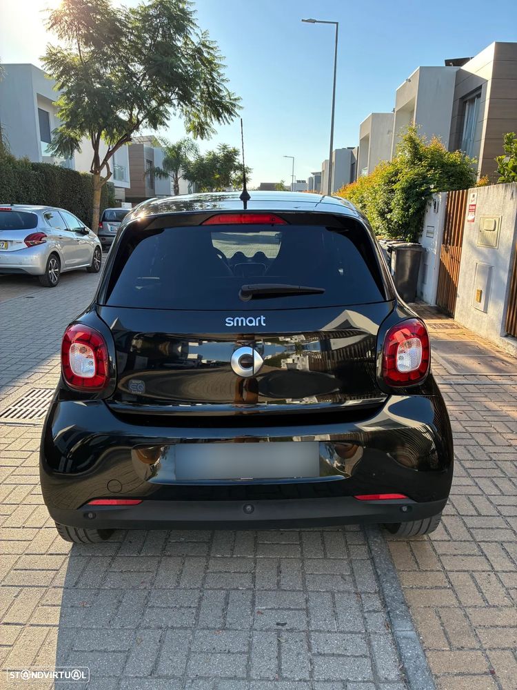Smart Forfour 2019 photo 3