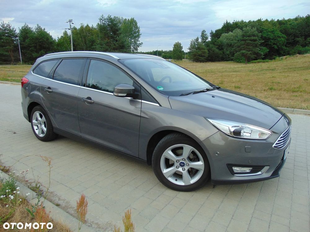 Ford Focus 1.0 EcoBoost Titanium - 29