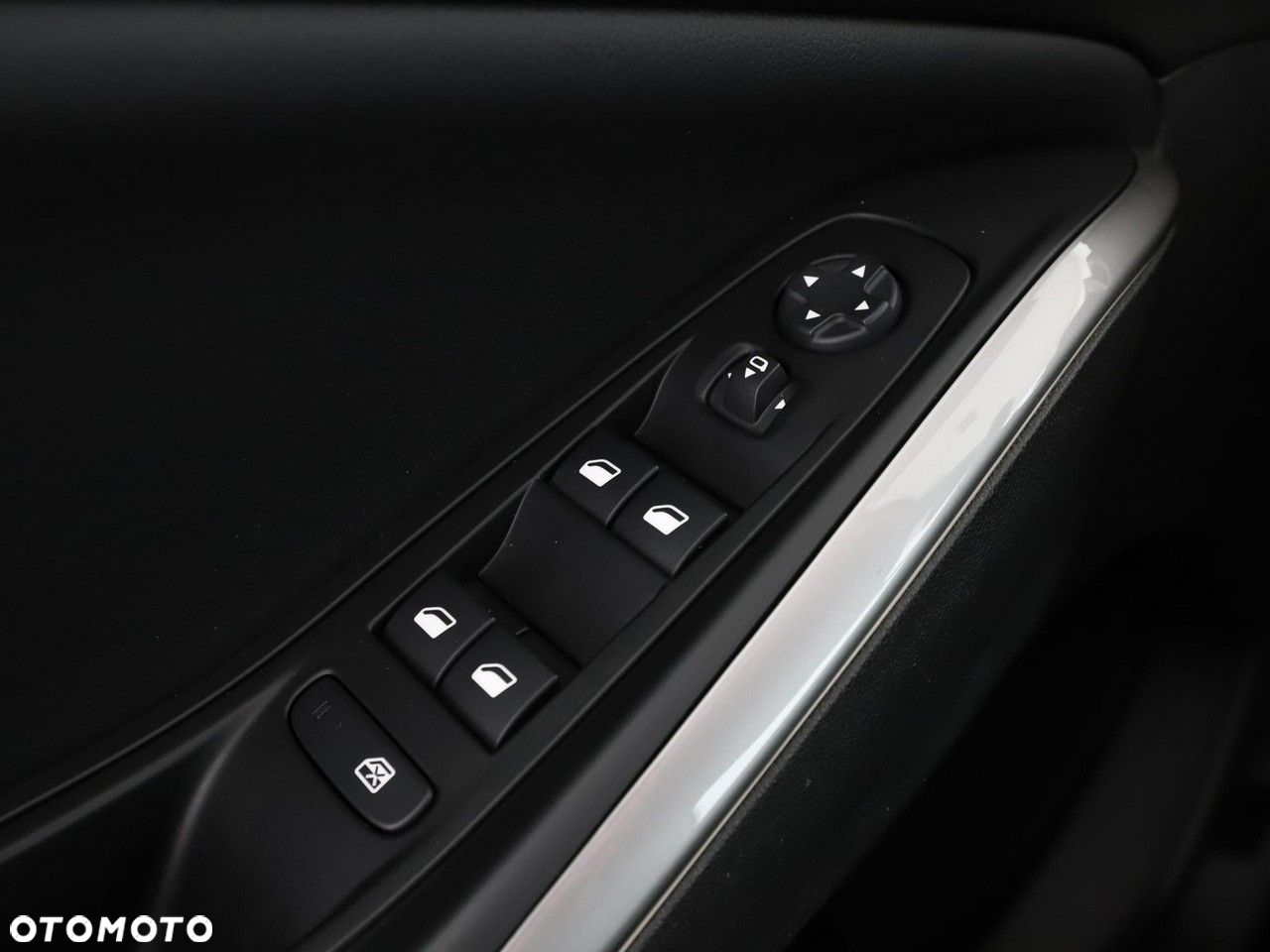 Opel Grandland X 1.2 T GPF Design Line S&S - 35