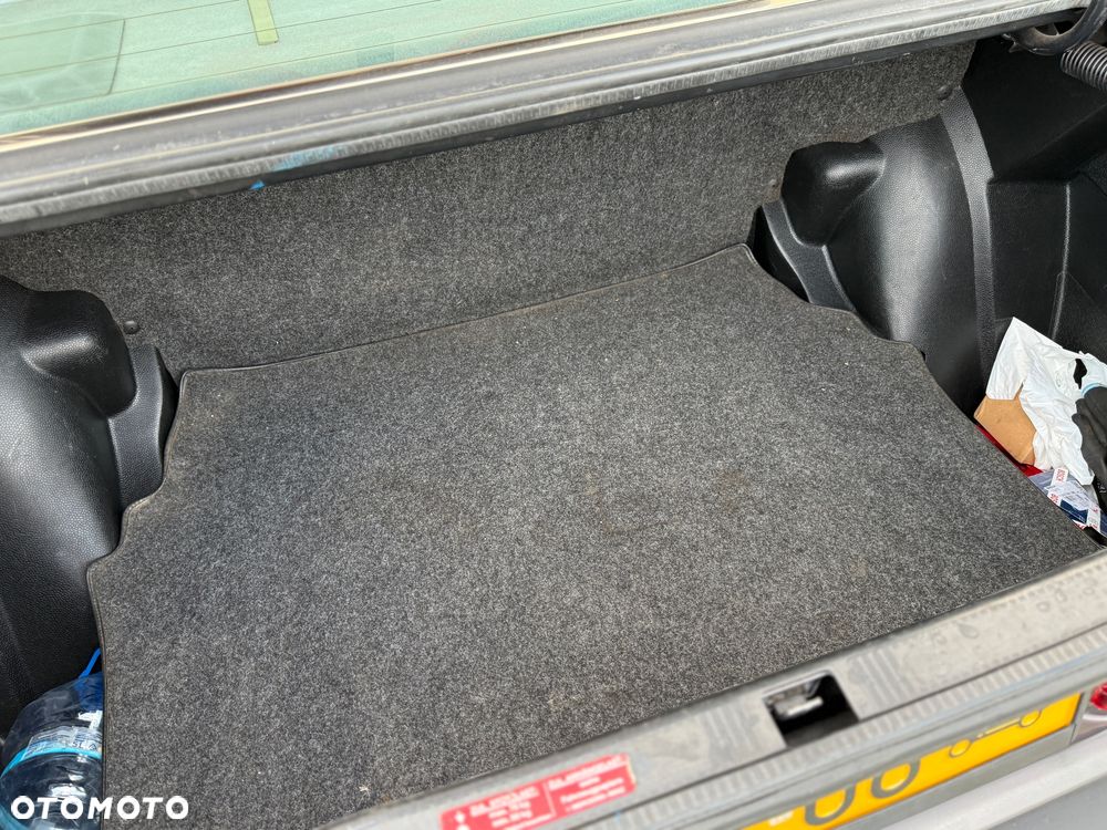 Mercedes-Benz W201 (190) - 27