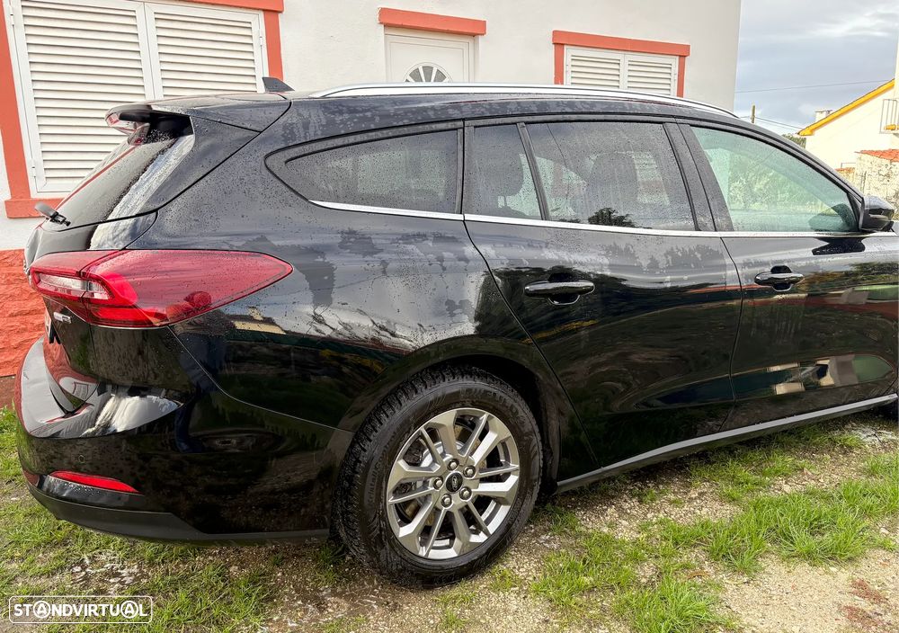 Ford Focus SW 1.0 EcoBoost Hybrid TITANIUM DESIGN - 10