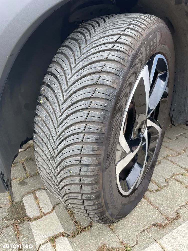 Citroën C5 Aircross 1.6 PureTech S&S EAT8 Shine - 10