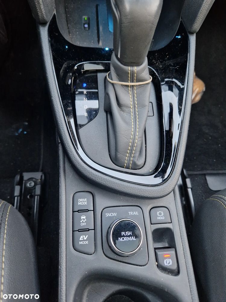 Toyota Yaris Cross - 8