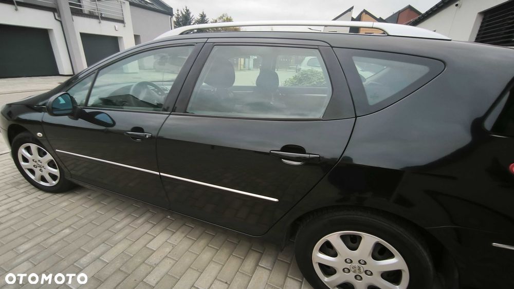 Peugeot 407 - 13