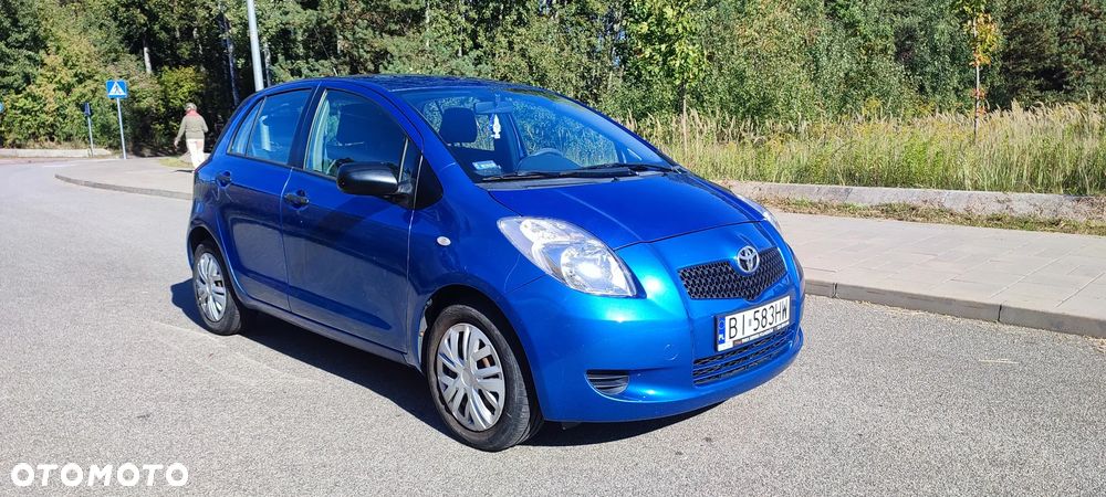 Toyota Yaris 1.0 VVT-i Cool - 1