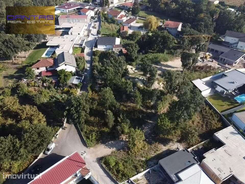 Lote para construção de 2 moradias individuais e de luxo. - Grande imagem: 2/15