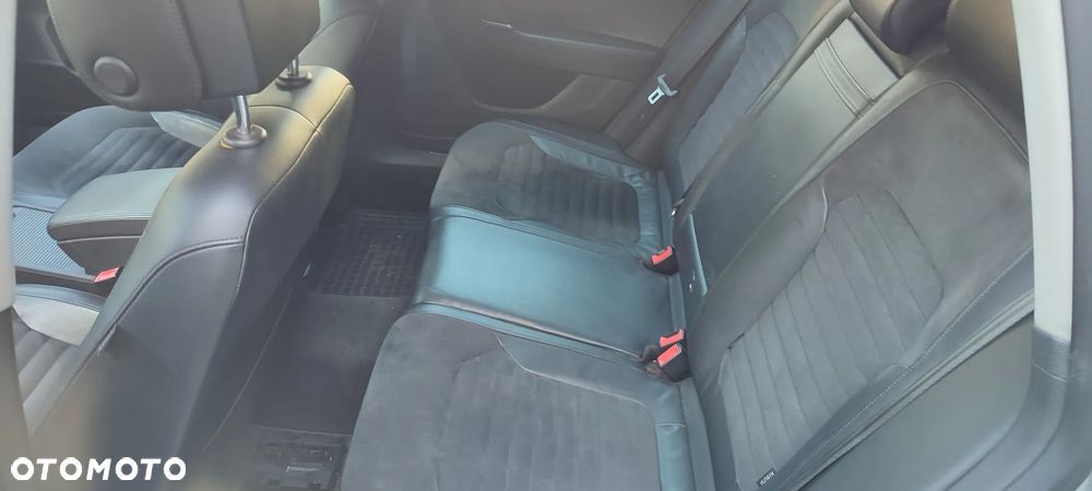 Volkswagen Passat 2.0 TDI DSG Highline - 3