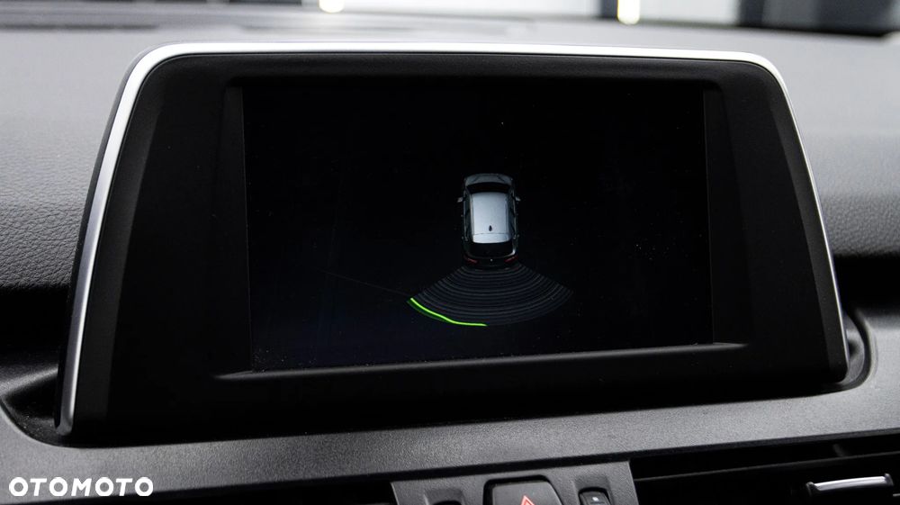 BMW Seria 2 218d Advantage - 22