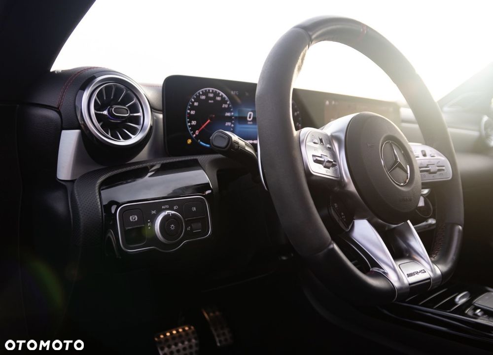 Mercedes-Benz CLA AMG 45 S 4-Matic+ 8G-DCT - 20