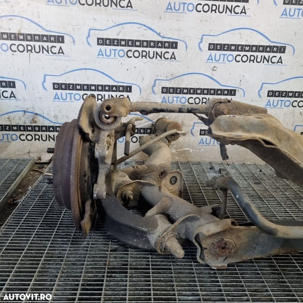 Punte spate Honda CR - V III Facelift 2.2 D 2009 - 2012 SUV 4 Usi (1345) 4x4 - 3