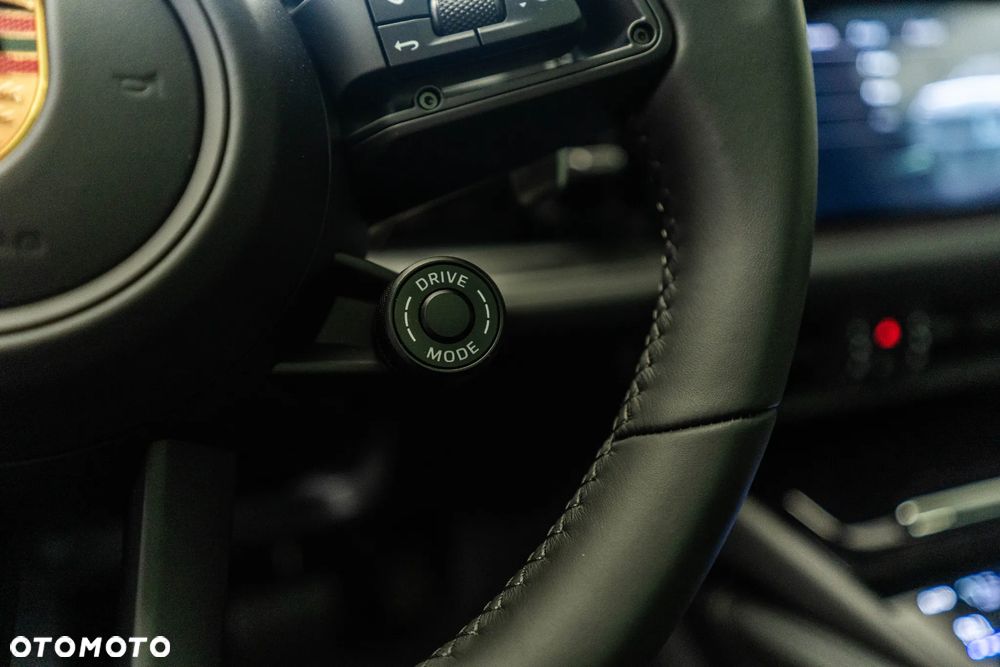 Porsche Cayenne E-Hybrid PHEV Black Edition - 21