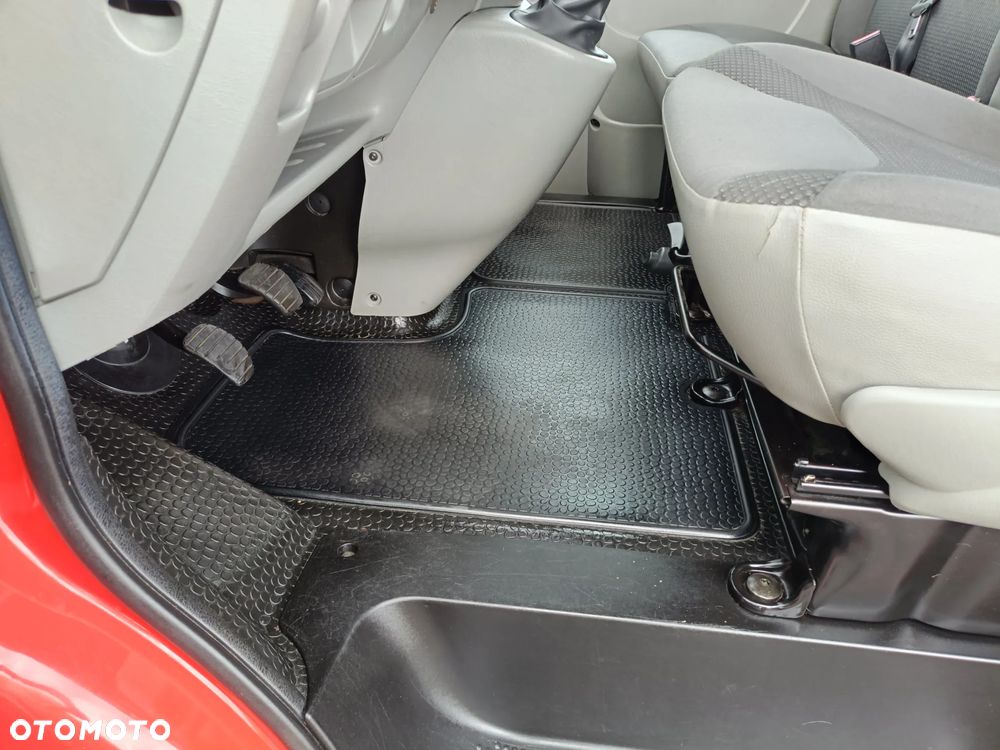 Opel Vivaro L1H1 - 17