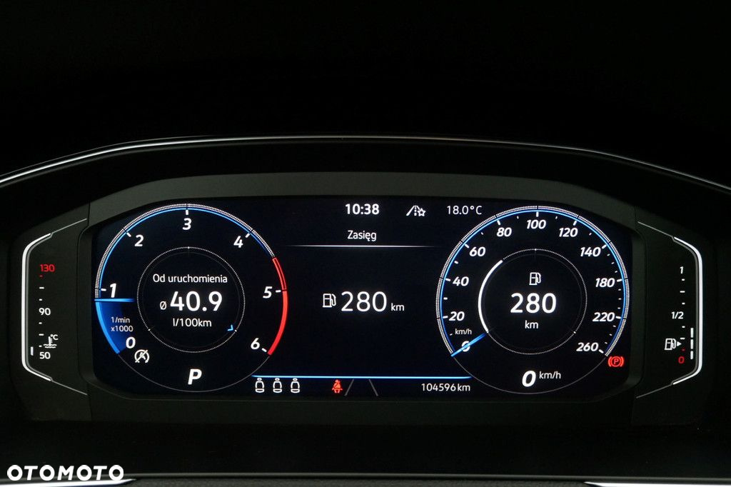 Volkswagen Passat 2.0 TDI Elegance DSG - 9