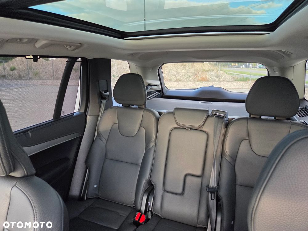 Volvo XC 90 B5 D AWD Plus Bright - 33