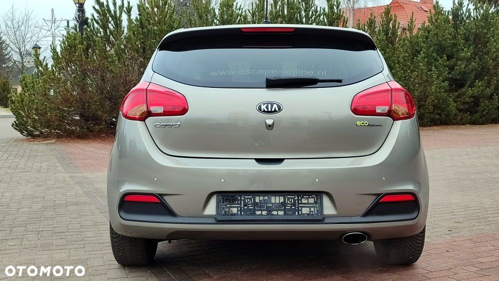 Kia Ceed 1.6 GDI XL - 16