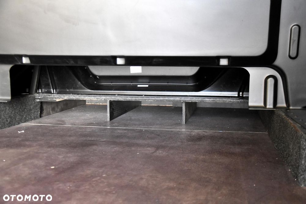 Volkswagen Crafter - 14