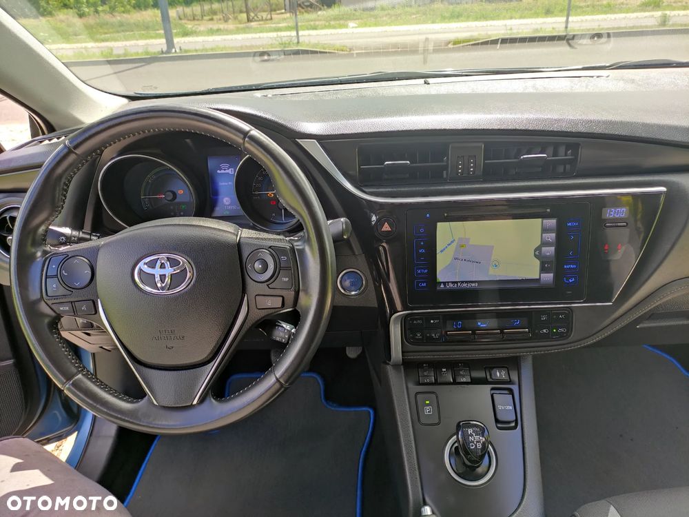 Toyota Auris - 14