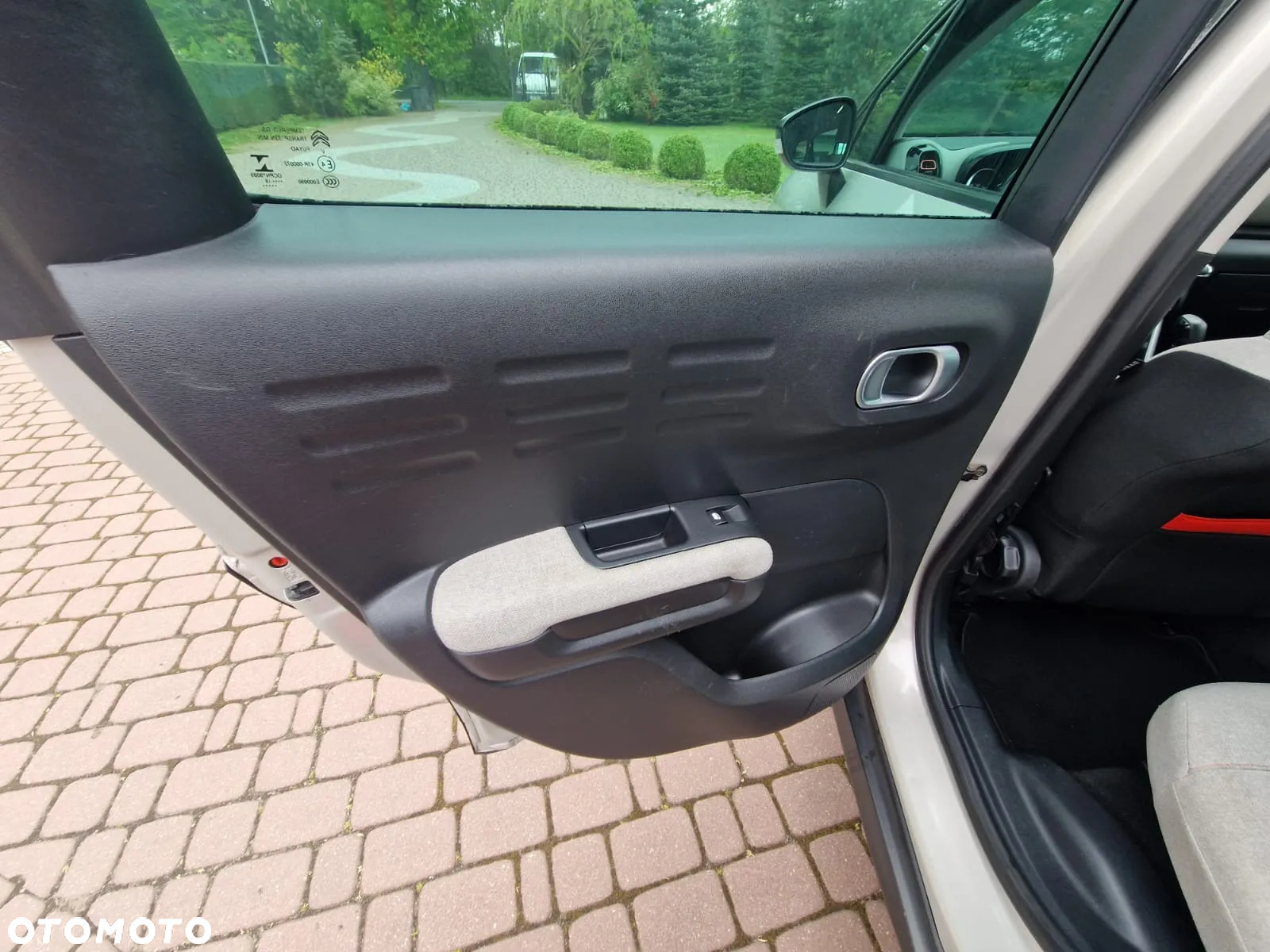 Citroën C3 Aircross PureTech 110 Stop & Start OPF FEEL - 27