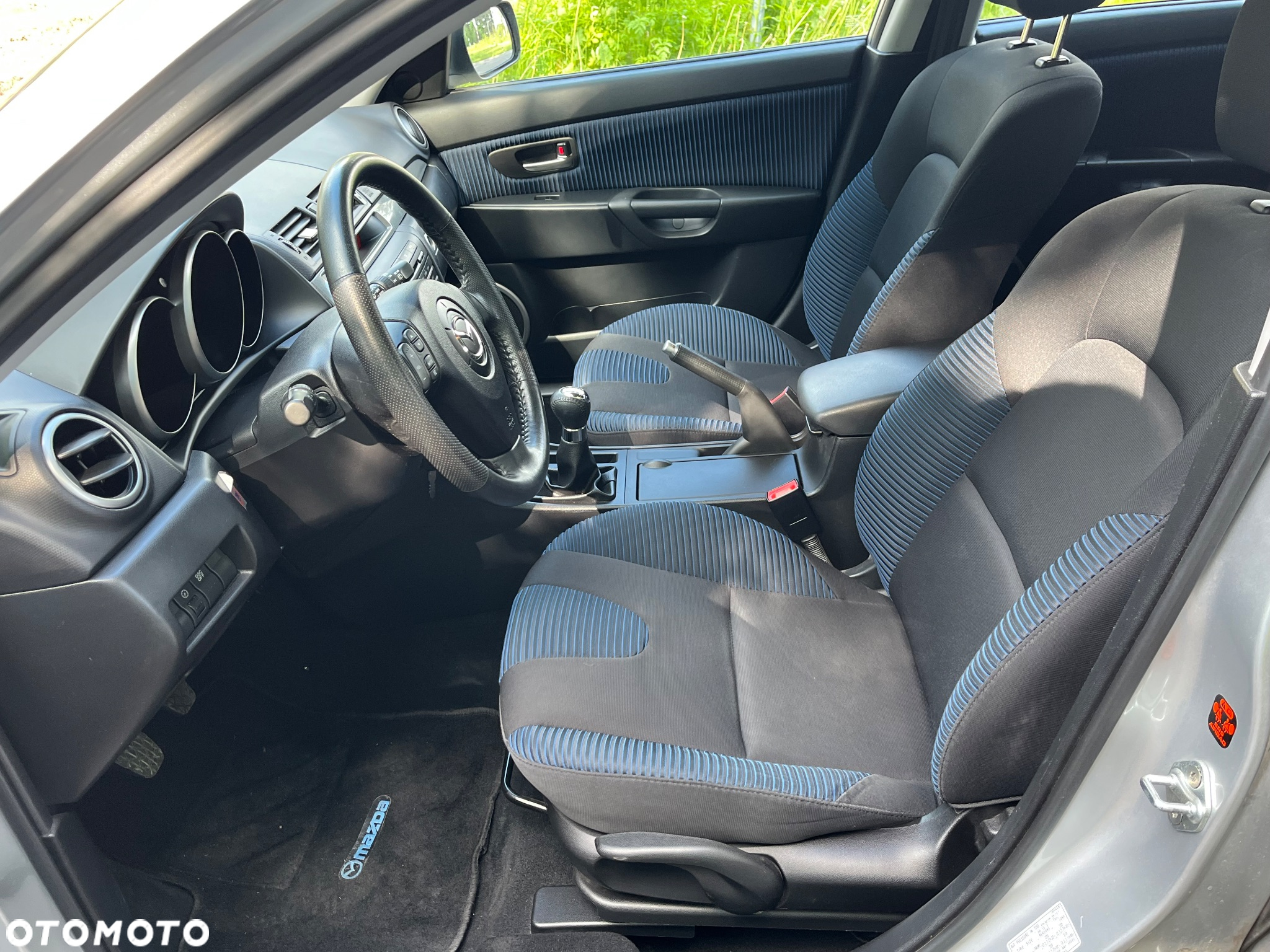 Mazda 3 2.0 Active + - 5