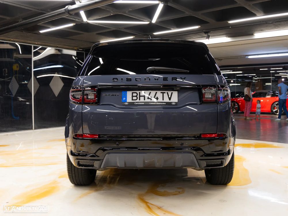 Land Rover Discovery Sport - 11